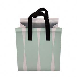 Sac isotherme jetable en aluminium non tissé avec fermeture éclair pour livraison de boissons froides ou chaudes, café et aliments à emporter - Product Image 1