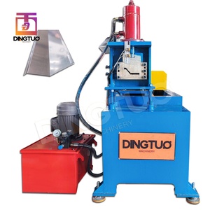 Machine <span class=keywords><strong>de</strong></span> formage <span class=keywords><strong>de</strong></span> rouleaux <span class=keywords><strong>de</strong></span> clôture <span class=keywords><strong>de</strong></span> jardin en métal |   Moteur et pompe à largeur et profil réglables pour une productivité élevée - Product Image 2