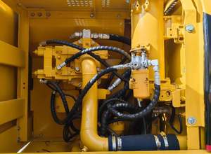 Le système hydraulique est stable et offre une excellente valeur. Excavatrice d'occasion CAT320B CAT320BL CAT320BLC pour les chantiers de construction exigeants. - Product Image 6