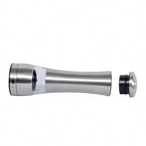 Professional Manufacture Stainless Steel Hand Operated Portable <b>Pepper</b> <b>and</b> <b>Salt</b> <b>Grinder</b> Set - Product Image 4