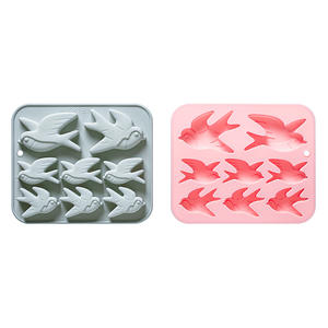 แม่พิมพ์เค้กซิลิโคนแบบไม่ติดกระทะ ปลอดภัยสำหรับอาหาร ใช้ซ้ำได้ น่ารัก แม่พิมพ์ซิลิโคนแม่เหล็กสำหรับทำช็อกโกแลต ลูกอม และน้ำแข็ง DIY - Product Image 1