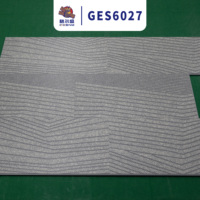 Farbenfroher Vinyl-SPC-Bodenbelag Feuerfeste Bodenfliesen Teppichmuster 4,0-8,0 mm Dicke PVC-Bodenbelag