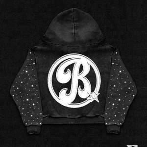 Sweat à capuche pour homme en coton pur haut de gamme, style streetwear rétro, avec broderie appliquée et strass thermocollants, motif personnalisé avec fermeture éclair. - Product Image 4