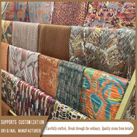 Tissu de rideau occultant jacquard tissé de haute précision, style rétro moderne, teint en fil, résistant à l'eau, poids moyen, plusieurs coloris