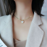 Kalung Liontin Zirkon Baja Tahan Karat Desain Berbentuk Hati yang Modis untuk Wanita