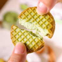 Prix d'usine Matcha Chocolat Saveur Sandwich Biscuits 85g * 36 Collations Décontractées Sucrées et Croustillantes dans un Emballage en Boîte