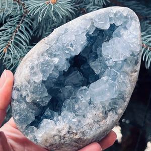 Venta al por Mayor de Esferas Pulidas de Celestita Azul Natural, Cristales Tallados para Decoración del Hogar y Sanación Reiki - Product Image 2