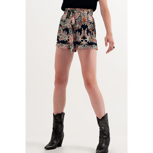 Pantaloncini slim con elastico in vita in raso con stampa floreale - Product Image 4