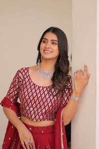 Hecho a mano de alta calidad Pure Star Georgette bordado 7mm secuencia trabajo Micro algodón fiesta desgaste Lehenga Choli Latkan venta al por mayor - Product Image 3