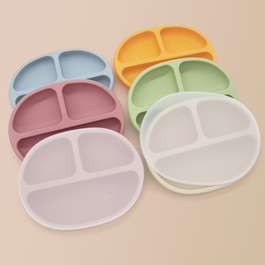 ชุดจานอาหารเด็กแบบแบ่งช่องสามช่องพร้อมฐานดูดซิลิโคนสำหรับเด็กทารก - Product Image 1