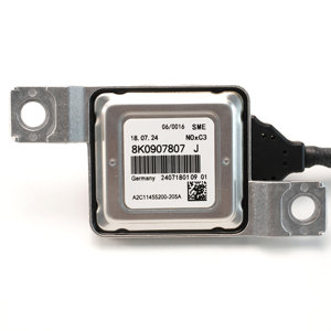 Capteur NOx, convertisseur catalytique, capteur d'oxygène et d'azote pour <span class=keywords><strong>AUDI</strong></span> A4 <span class=keywords><strong>Allroad</strong></span> / Avant A5 <span class=keywords><strong>A6</strong></span> Q5 <span class=keywords><strong>quattro</strong></span> 2.0 <span class=keywords><strong>TDI</strong></span> 2013- 8K0907807J - Product Image 2