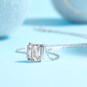 قلادة خانقة من الفضة عيار 925 مطلية بالذهب الأبيض مع حجر موسانيت VVS1 بقطع الزمرد 9*11 ملم، أفضل هدية للحبيبة لعام <span class=keywords><strong>2026</strong></span> - Product Image 6