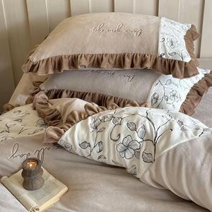 Tùy Chỉnh 230G Sữa Nhung In Bốn Mảnh Bộ Đồ Giường Đặt Lạc Đà Màu Jacquard Ren Cạnh Duvet Bìa Tấm Giường Giường Bộ - Product Image 3