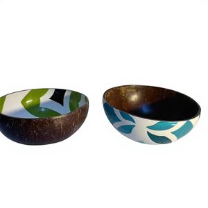 Meilleures ventes Bol en coquille de noix de coco laquée en rotin en forme de cœur fait à la main Écologique Style bohème Utilisation pour les fêtes Vietnam B2B - Product Image 1