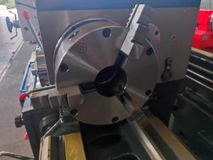 Vente chaude CA6166 * 3000 Tour manuel horizontal Machine de découpe de métal robuste avec diamètre d'oscillation maximum de 660mm - Product Image 4