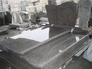 Надгробие из розового гранита G664 в румыно-польском стиле — одинарное/двойное - Product Image 1