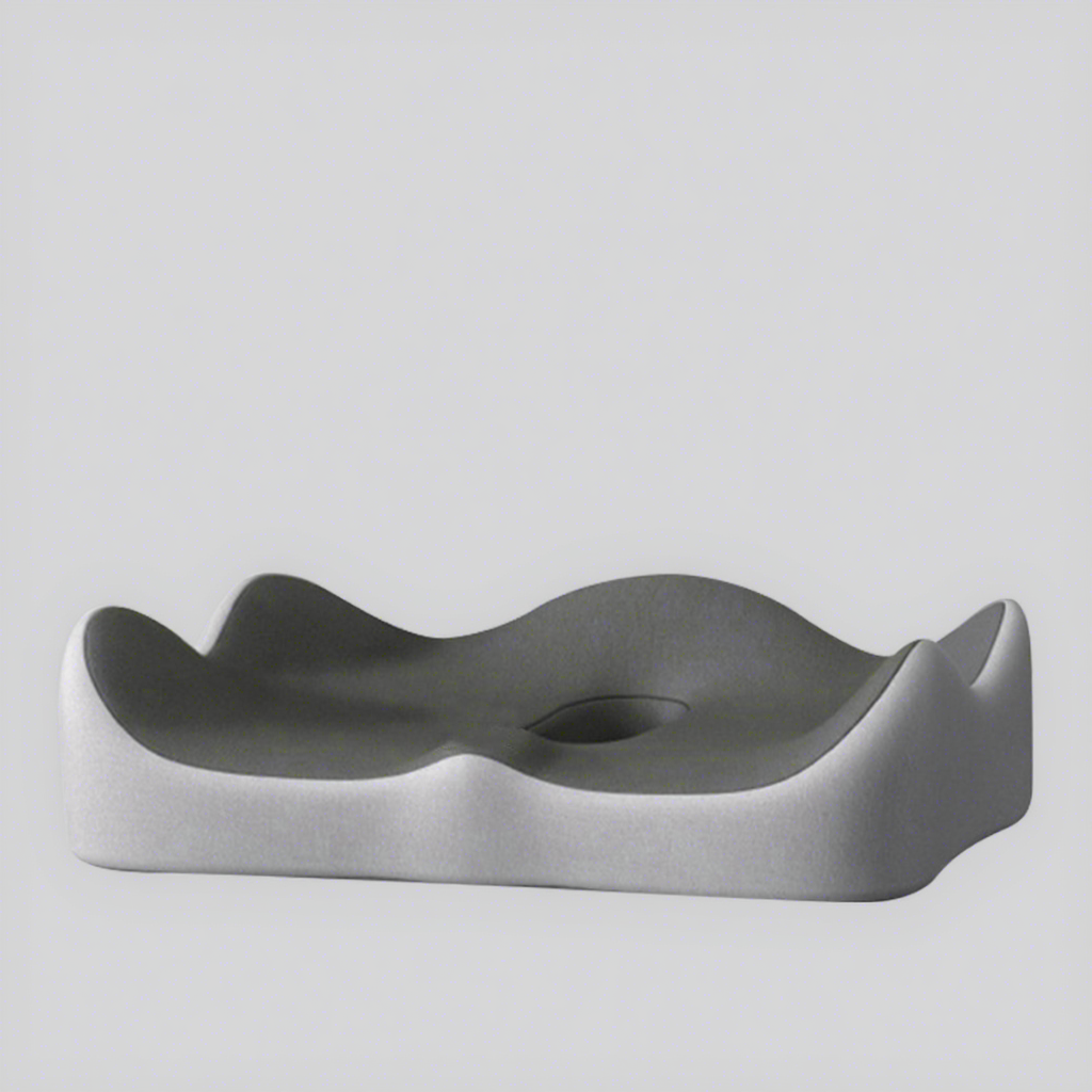 Coussin creux-double couleur gris assorti
