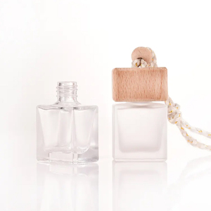 Difusor de ambientador de vidrio para coches 10ml colgante Perfume botella de aromaterapia cuadrado 8ml viales de adorno rellenables - Product Image 3