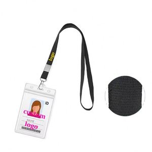 Étiquettes personnalisées avec logo imprimé et porte-badge personnalisé pour les salons professionnels, les événements, impression numérique, pelliculage - Product Image 1