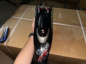NUEVO <span class=keywords><strong>WL916</strong></span> 2.4G 4CH Barco RC de Alta Velocidad con Motor sin Escobillas 55KMH, Barco de Carreras, Juguete Acuático, Regalo para Niños y Adultos - Product Image 6