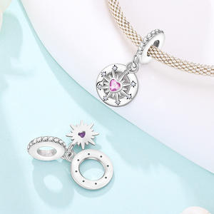 Bracciale de moda versátil con abalorios de estrella de ocho puntas, borla y luna, con brújula de cobre blanco, accesorio colgante DIY para mujer - Product Image 5