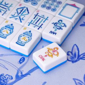 ชุดไพ่นกกระจอกอเมริกันสุดหรูทันสมัย <span class=keywords><strong>1.2</strong></span> ไทล์ 160 ชิ้น พร้อมไพ่โจ๊กเกอร์สีน้ำเงิน 4 ชั้น สำหรับความบันเทิงในคาสิโน - Product Image 2