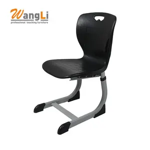 Mobiliário escolar Cadeira de treinamento Cadeira de plástico para estudantes com pernas de metal Ecologicamente correto e moderno