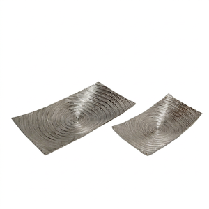 Plateau décoratif rectangulaire en aluminium fait main, style classique moderne, plateau de service texturé pour la table, décoration d'intérieur - Product Image 1