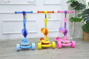 Trottinette à pied pour bébé, jouet Patinete Infantil 3 en 1, trottinette à 3 roues, balançoire, trottinette pour enfants avec lumière LED - Product Image 2