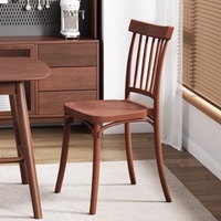 Chaises de salle à manger en plastique d'extérieur en gros, chaises portables blanches pour salons, idéales pour maisons de location, gîtes et bistrots de jardin