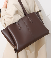 Sac fourre-tout marron grande capacité pour femme, sac à bandoulière rétro en cuir PU, logo personnalisé pour le shopping quotidien et les voyages