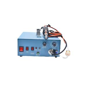 Machine <span class=keywords><strong>de</strong></span> fixation <span class=keywords><strong>de</strong></span> transfert <span class=keywords><strong>de</strong></span> strass Hotfix <span class=keywords><strong>avec</strong></span> pompe réglage <span class=keywords><strong>de</strong></span> tissu <span class=keywords><strong>de</strong></span> transfert <span class=keywords><strong>de</strong></span> Hot Fix à ultrasons - Product Image 6