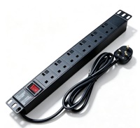 PDU 1U 19 pouces pour montage en rack, 8 prises UK 13A, unité de distribution d'alimentation avec barre de cuivre intégrée, disponible en version OEM