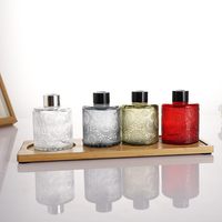 Bouteille diffuseur de parfum en verre vide rechargeable colorée de 180 ml/6 oz avec bâtonnets en fibre noirs et estampage doré de luxe