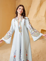 Abaya Kaftan Musulmane Longue à Broderie Florale, Col Montant en V, Manches Évasées, Robe Modeste de Fête pour Femme