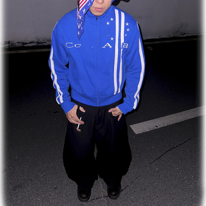 <span class=keywords><strong>Blazer</strong></span> Bianco Personalizzato con Ricamo a Spina di Pesce, Colletto Alto, Lunghezza Lunga, Vestibilità Ampia, ODM, Bottoni a Pressione Frontali - Product Image 3