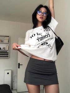 Falda estilo japonés ajustada para mujer, corte trompeta/sirena, cintura elástica imperio, versátil para deportes y yoga, con cinturón antideslizante. - Product Image 4