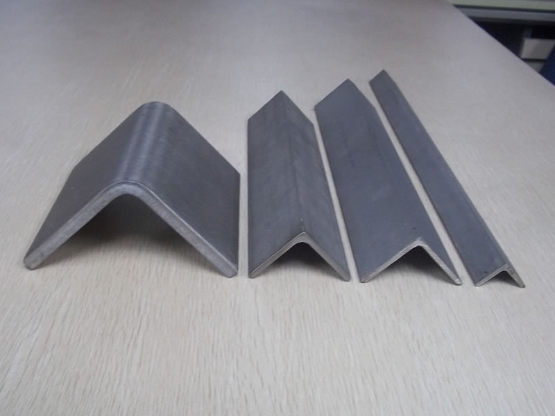 70 x 70 x 8 Steel Angle Iron