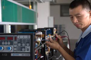 เครื่องเชื่อมแบบดิจิตอลควบคุมด้วย IGBT สำหรับงานเชื่อม MIG MAG - Product Image 5