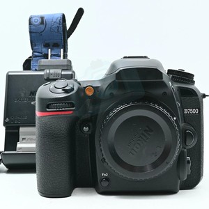 Cámara Réflex Digital Profesional HFT <span class=keywords><strong>D7500</strong></span> de 20.9MP, Solo Cuerpo Negro, Venta al Por Mayor - Product Image 1