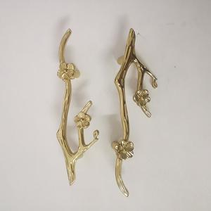 JAYA <span class=keywords><strong>Laiton</strong></span> forgé fleur de prunier branche meubles tiroir armoire porte armoire à vin bibliothèque armoires de cuisine meubles <span class=keywords><strong>poignées</strong></span> de porte - Product Image 4