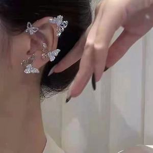 Pendientes de Lujo con Borlas Largas de Circonita Brillante y Pedrería, Exquisitos Pendientes de Clip con Forma de Hoja de Mariposa, Joyería para Bodas y Fiestas - Product Image 4