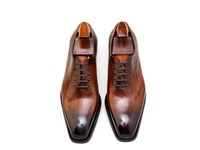 Neue klassische elegante handgefertigte Wholecut Oxford Herrenschuhe aus echtem Rindsleder, geprägte formelle Hochzeitsschuhe.
