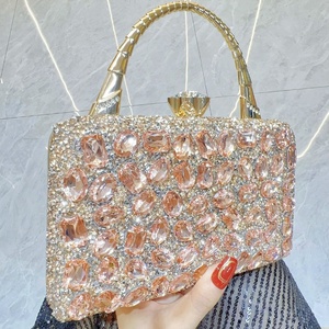 Pochette da sera da donna di lusso di alta qualità con strass in <span class=keywords><strong>argento</strong></span> oro con motivo a fiocco con motivo in pietra di cristallo - Product Image 1