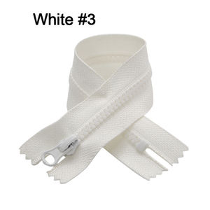 Résine de haute qualité n ° 5 vendre <span class=keywords><strong>au</strong></span> mètre sac <span class=keywords><strong>fermeture</strong></span> éclair rouleau 3 # <span class=keywords><strong>fermeture</strong></span> éclair en <span class=keywords><strong>plastique</strong></span> pour vêtements - Product Image 6