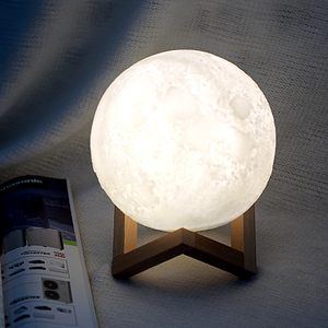 Appareil sonore rechargeable pour le sommeil avec lumière, musique, <span class=keywords><strong>bruit</strong></span> blanc, sons <span class=keywords><strong>de</strong></span> grillons, <span class=keywords><strong>de</strong></span> pluie, d'oiseaux et <span class=keywords><strong>de</strong></span> ruisseau, et quatre berceuses uniques - Product Image 1