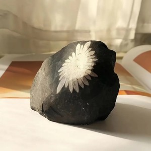Wholesale High Quality Chrysanthemum <b>Stone</b> CrystalHola Fashion Trend Healing Stones Folk <b>Art</b> Traditional Home Decoration <b>Art</b> - Product Image 4