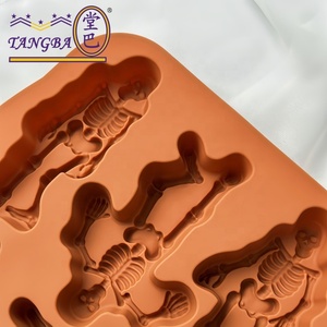 Molde de silicona engrosado con hueso Tangba para Halloween Fácil de formar y desmoldar Molde de espuma de silicona grueso y flexible - Product Image 3