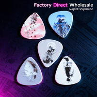 Plectres de guitare personnalisés avec logo, offrant des effets d'impression nette pour les projets promotionnels et les souvenirs de festival
