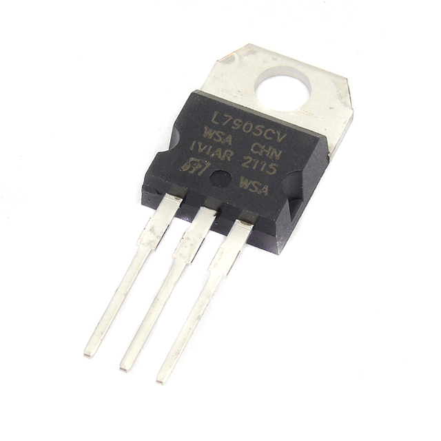 NEGATIVE VOLTAGE REGULATORS L7905CV TO-220 L7905 7905 TO220 7905CV Three-terminal voltage regulator IC